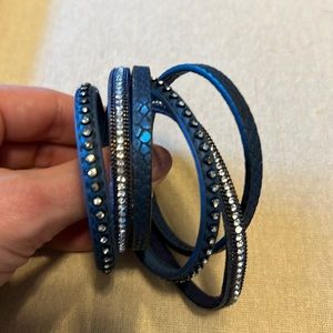 Magnetic wrap bracelet